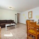 Appartement Amazing In *